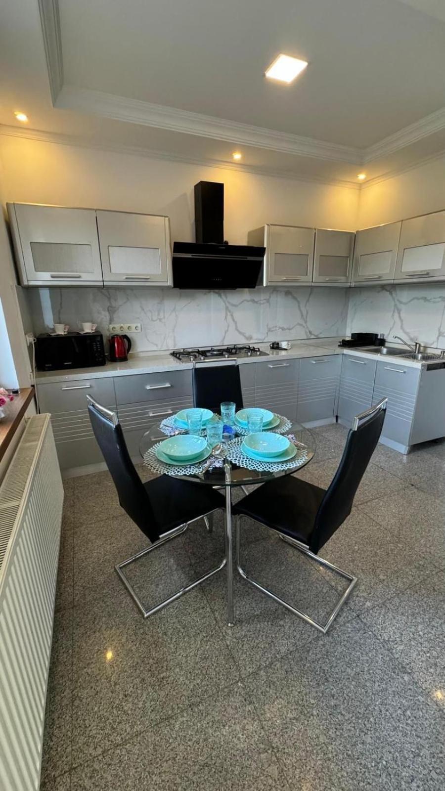 Ami Residence Bucharest Airport&Therme&Parking 奥托佩尼 外观 照片