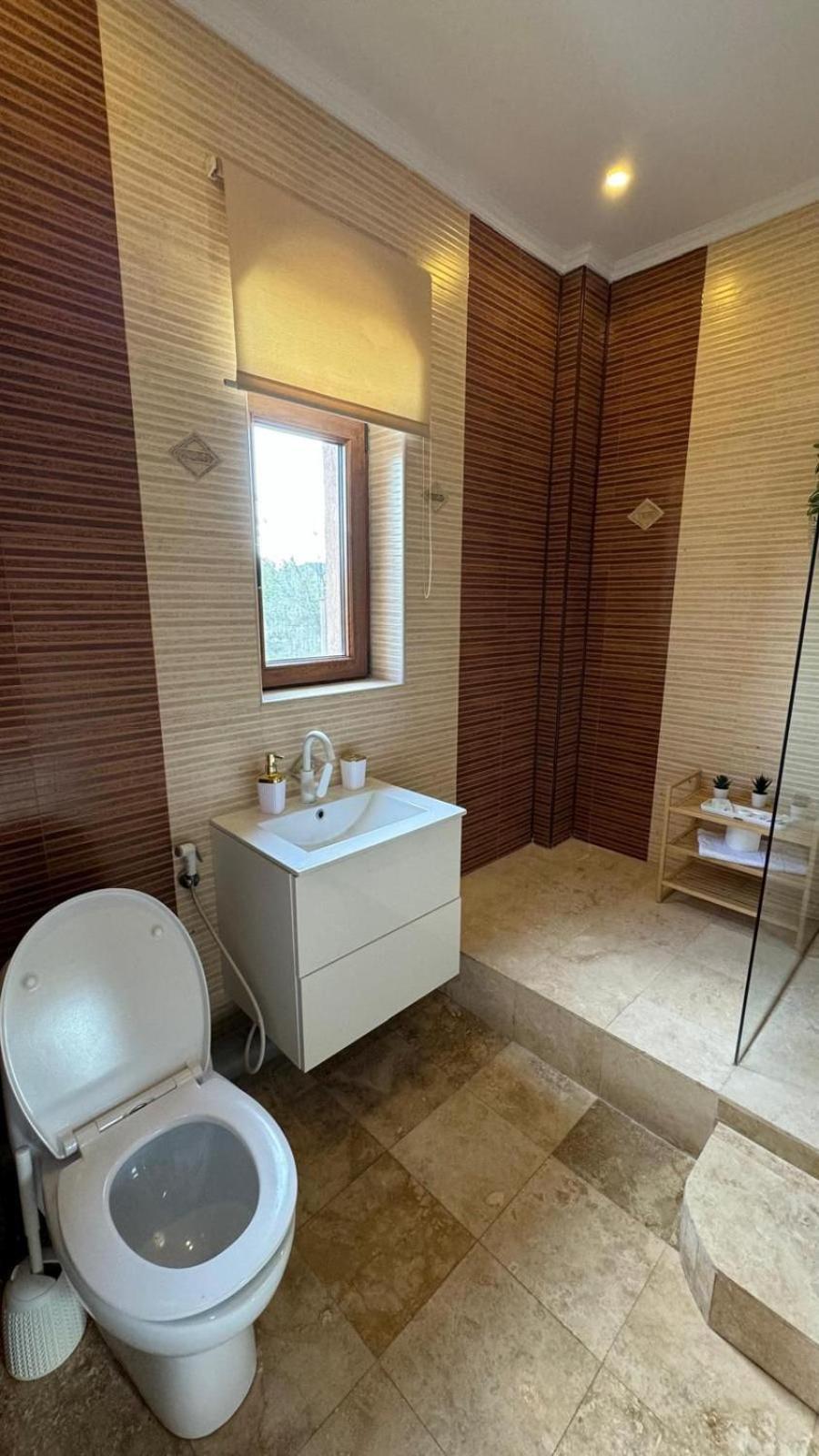 Ami Residence Bucharest Airport&Therme&Parking 奥托佩尼 外观 照片