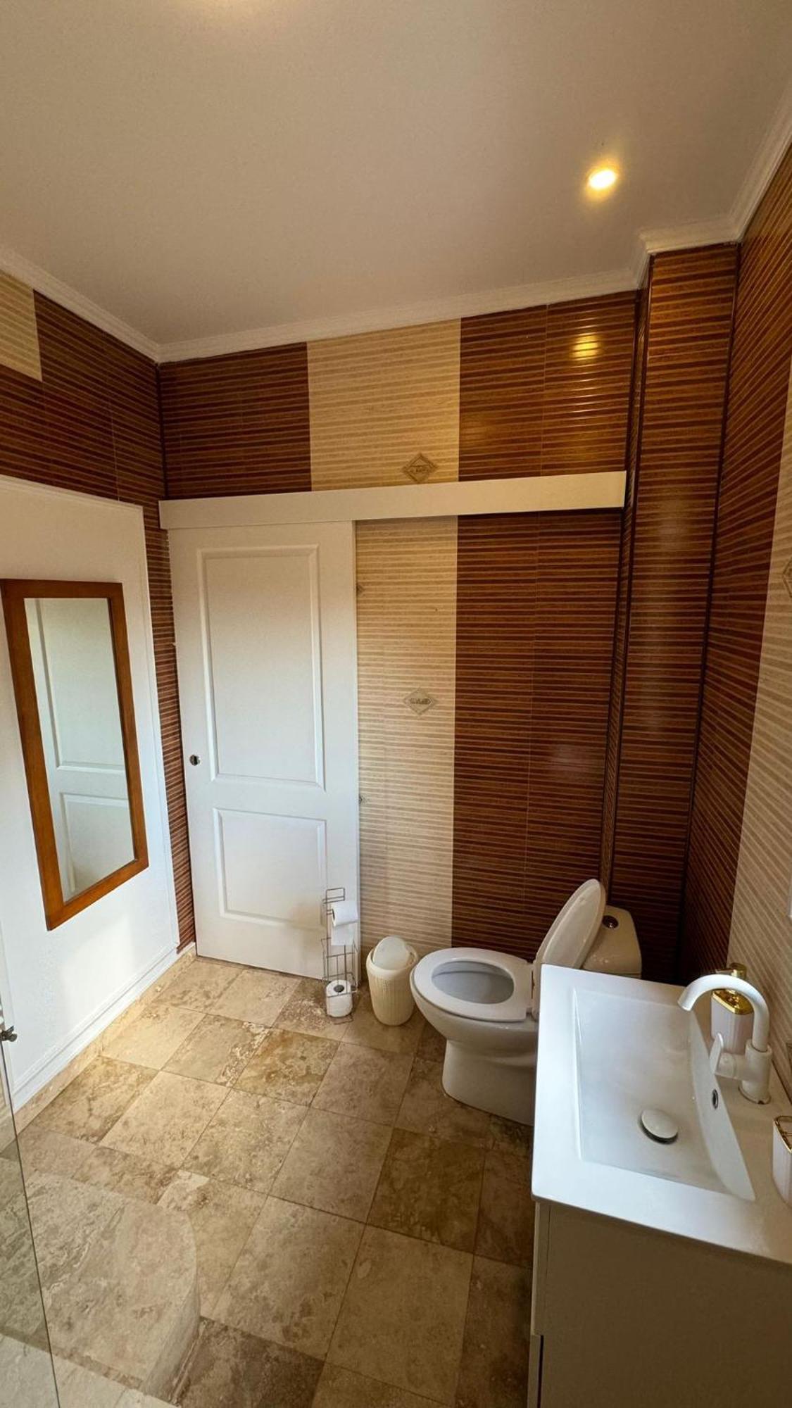 Ami Residence Bucharest Airport&Therme&Parking 奥托佩尼 外观 照片